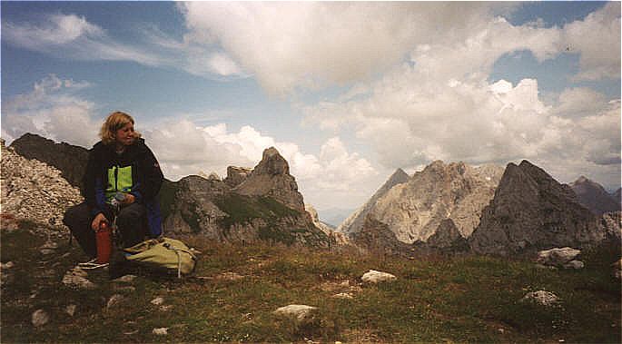 Auf der südlichen Linderspitze ist genügend Platz für eine Rast um die herrliche Aussicht zu genißen