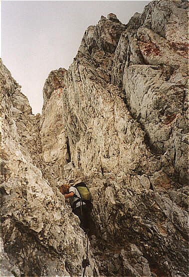Auch kleinere Kletterstrecken beinhaltet der Steig