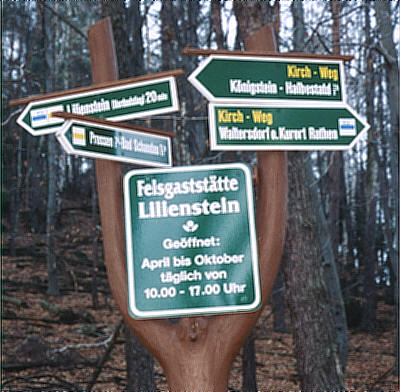 Wegweiser am Nordaufstieg